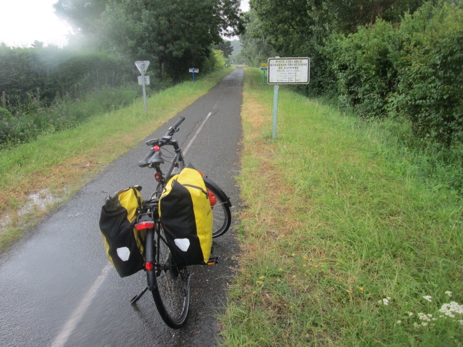 outside bordeaux in the rain