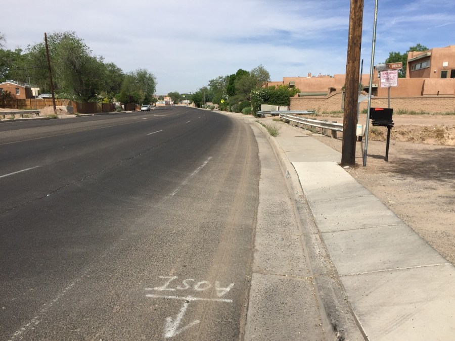 Indian school nearing Rio Grande westbound