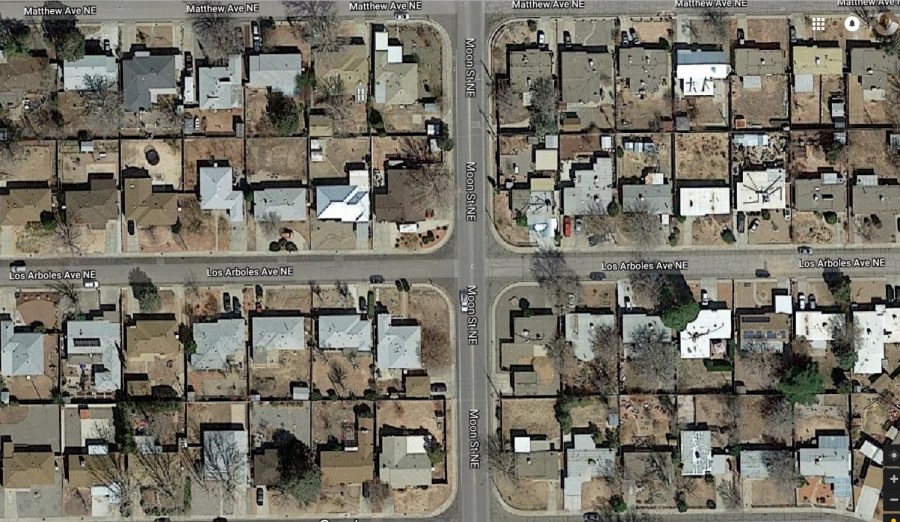 moon at los arboles residential