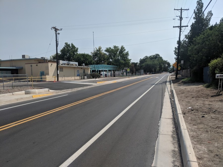 barcelona bike lanes at the es